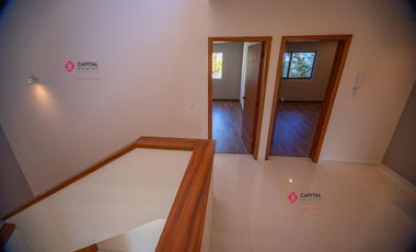 Casa NUEVA de lujo en venta en coto Novaterra Zona Real