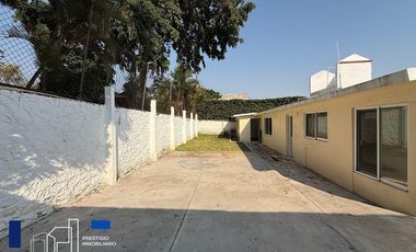 VENTA DE CASA EN CUERNAVACA CON ALBERCA