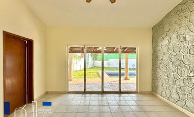 VENTA DE CASA EN CUERNAVACA CON ALBERCA