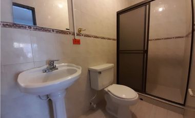 Casa bifamiliar con terraza en venta | Barrio Petruc - Palmira, Valle