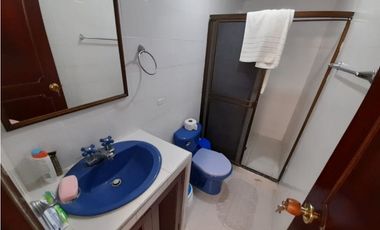 Casa bifamiliar con terraza en venta | Barrio Petruc - Palmira, Valle