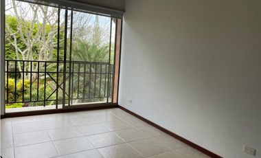 CASA CAMPESTRE EN PANCE RODEADA DE VERDE