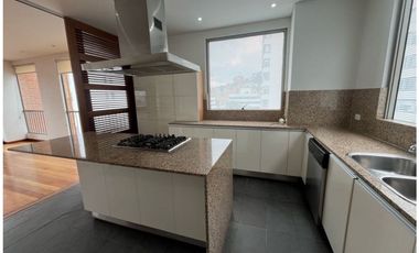 Espectacular Apartamento Amplio en El Refugio con Gran Vista