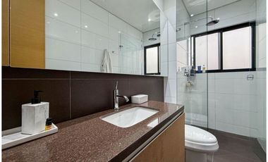 Chico Hermoso Apartamento Amplio con Parque 93