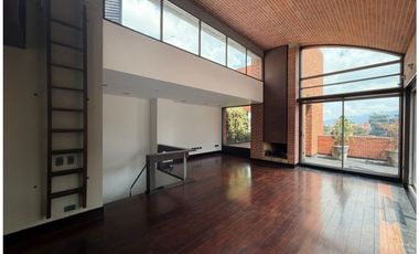 La Cabrera Maravilloso Apartamento con Terraza