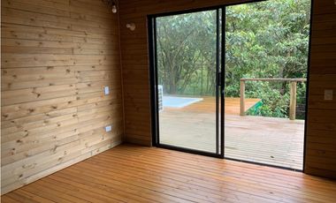 Casa campestre ubicada en el municipio La Ceja, Antioquia.