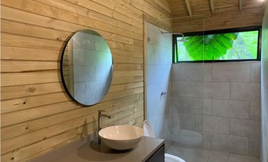 Casa campestre ubicada en el municipio La Ceja, Antioquia.