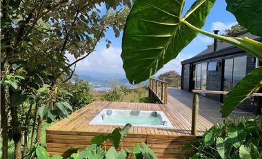 Casa campestre ubicada en el municipio La Ceja, Antioquia.