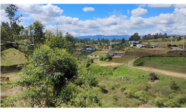 Venta lotes San Vicente desde 2.000 m² listos para construir.