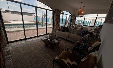 GORGONA / PLAYA MALIBU / 910M / 2 HABITACIONES / FRENTE AL MAR