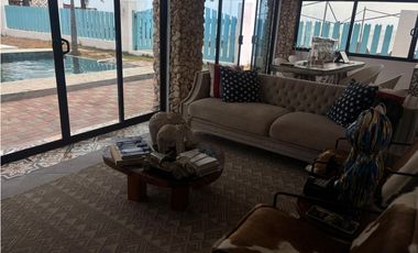 GORGONA / PLAYA MALIBU / 910M / 2 HABITACIONES / FRENTE AL MAR