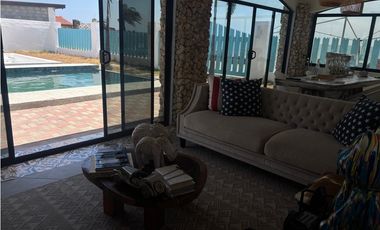 GORGONA / PLAYA MALIBU / 910M / 2 HABITACIONES / FRENTE AL MAR