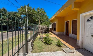 Casa en venta en Burzaco