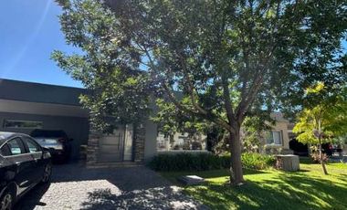 Casa en venta en Altos de Hudson II