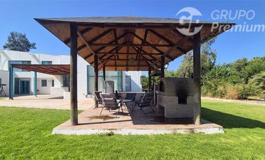 Casa en Venta en Santa Carolina, Lampa