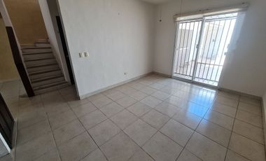 CASA EN RENTA, 4 RECAMARAS, FRACC. PRIVADO, ALBERCA. CARMEN, CAMPECHE