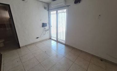 CASA EN RENTA, 4 RECAMARAS, FRACC. PRIVADO, ALBERCA. CARMEN, CAMPECHE