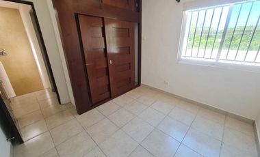 CASA EN RENTA, 4 RECAMARAS, FRACC. PRIVADO, ALBERCA. CARMEN, CAMPECHE