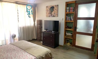 Casa en 4D/1B venta c/ estacionamiento en Villa Doña Mabel