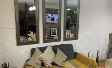 Casa en 4D/1B venta c/ estacionamiento en Villa Doña Mabel