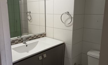 Departamento en arriendo c/ estacionamiento en Lo Vial