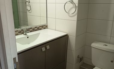 Departamento en arriendo c/ estacionamiento en Lo Vial