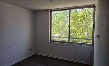 Departamento en arriendo c/ estacionamiento en Lo Vial