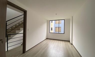 Casa en Venta / Mitad del Mundo