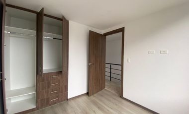 Casa en Venta / Mitad del Mundo