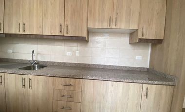 Casa en Venta / Mitad del Mundo