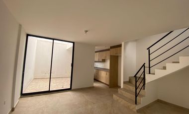 Casa en Venta / Mitad del Mundo