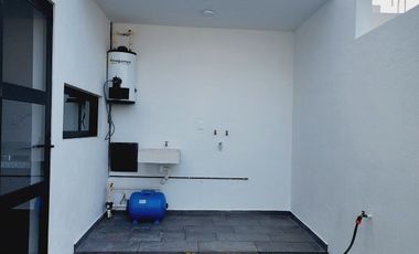 Casa en Venta Recamara planta baja Lomas del Dorado