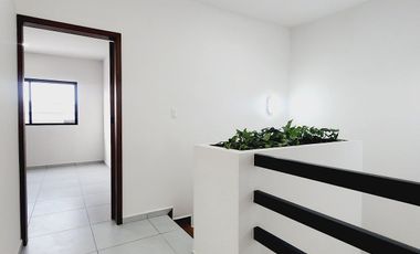 Casa en Venta Recamara planta baja Lomas del Dorado