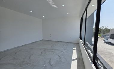 Casa en Venta 4 recámaras y alberca, Lomas del Dorado