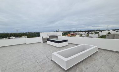 Casa en Venta con roof garden Lomas del Dorado
