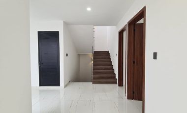 Casa en Venta con roof garden Lomas del Dorado