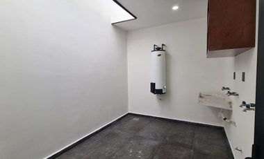 Casa en Venta con roof garden Lomas del Dorado