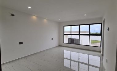 Casa en Venta con roof garden Lomas del Dorado