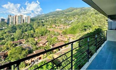 Vendo moderno apto San Lucas piso alto con super vista