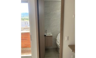 Vendo para estrenar moderno Apartaloft en Sabaneta piso medio alto