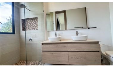 Casa en venta en unidad cerrada para estrenar en el retiro.