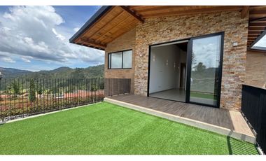 Casa en venta en unidad cerrada para estrenar en el retiro.