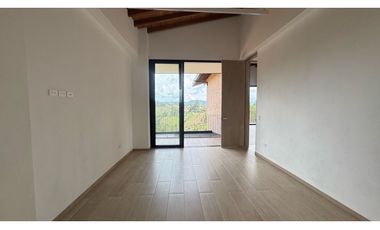 Casa en venta en unidad cerrada para estrenar en el retiro.