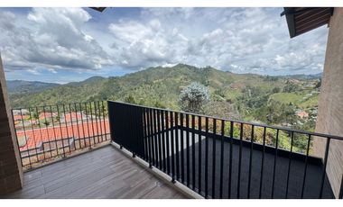 Casa en venta en unidad cerrada para estrenar en el retiro.