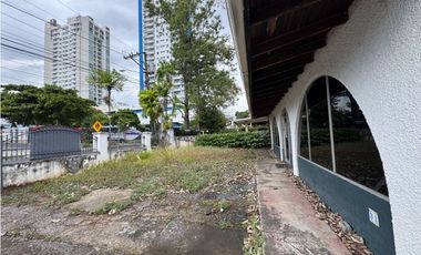 Venta de casa con ZONIFICACION COMERCIAL | San Francisco