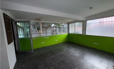 Venta de casa con ZONIFICACION COMERCIAL | San Francisco