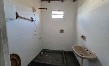Vendo Casa en Herrera, Entre Ríos.