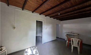 Vendo Casa en Herrera, Entre Ríos.