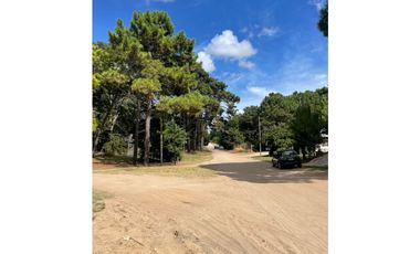 Lote residencial en Ostende. Oportunidad!