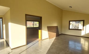 CASA 3D 2B  1.111M2 HUALQUI
